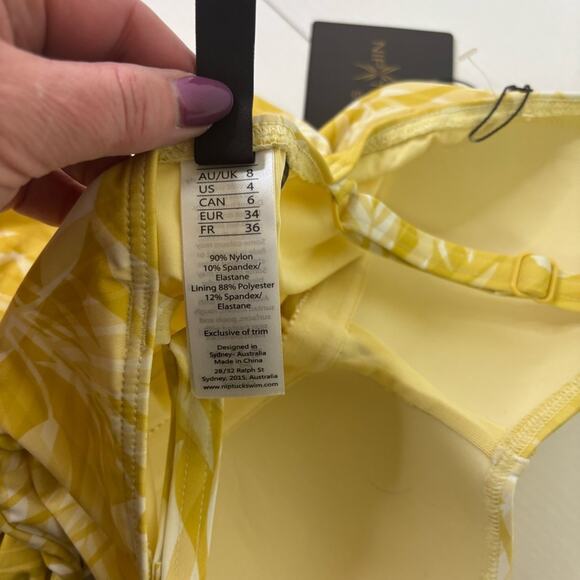 NWT Nip Tuck Butter Yellow One Piece Swimsuit Size 4 W0458 - Picture 8 of 9